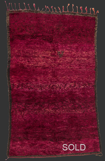 TM 2299, mystic rug with a small unfinished diamond design embedded in endless variations of deep burgundy colour, probably from the eastern part the Middle Atlas, Beni Mguild or Marmoucha, Morocco, 1960s/70s, 320 x 210 cm / 10' 6'' x 7', the back side is probably even more beautiful than the pile side, high resolution images + price on request